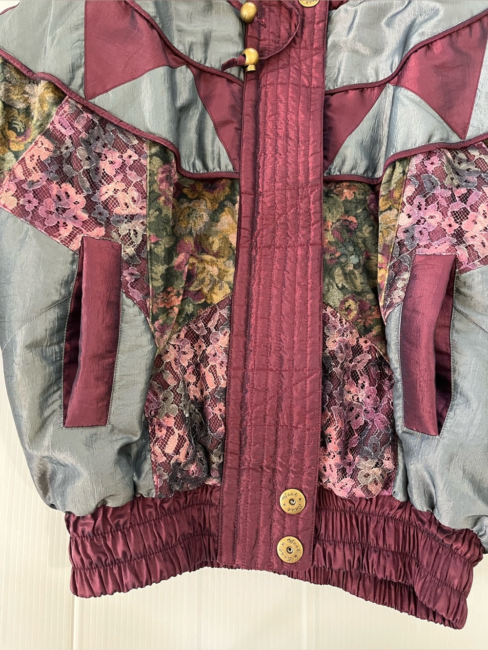 Vintage East West Patchwork Full Zip Hooded Floral and Lace SkiJacket Size Small - Picture 7 of 13